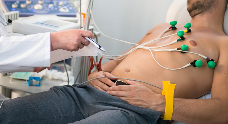 Các công dụng của máy điện tim trong y tế